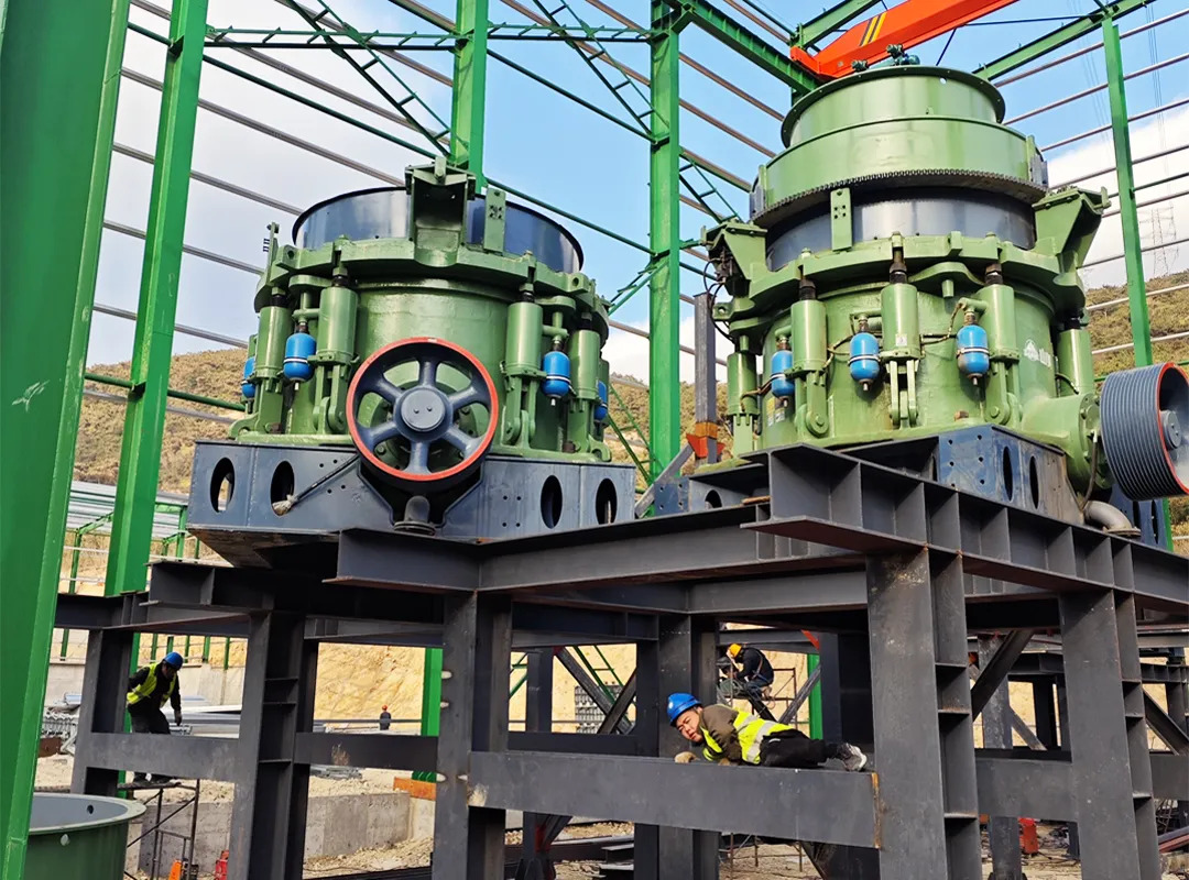 2臺SMS8000M大型多缸液壓圓錐破碎機(jī)服務(wù)于福建時產(chǎn)1500噸精品砂石骨料生產(chǎn)項目